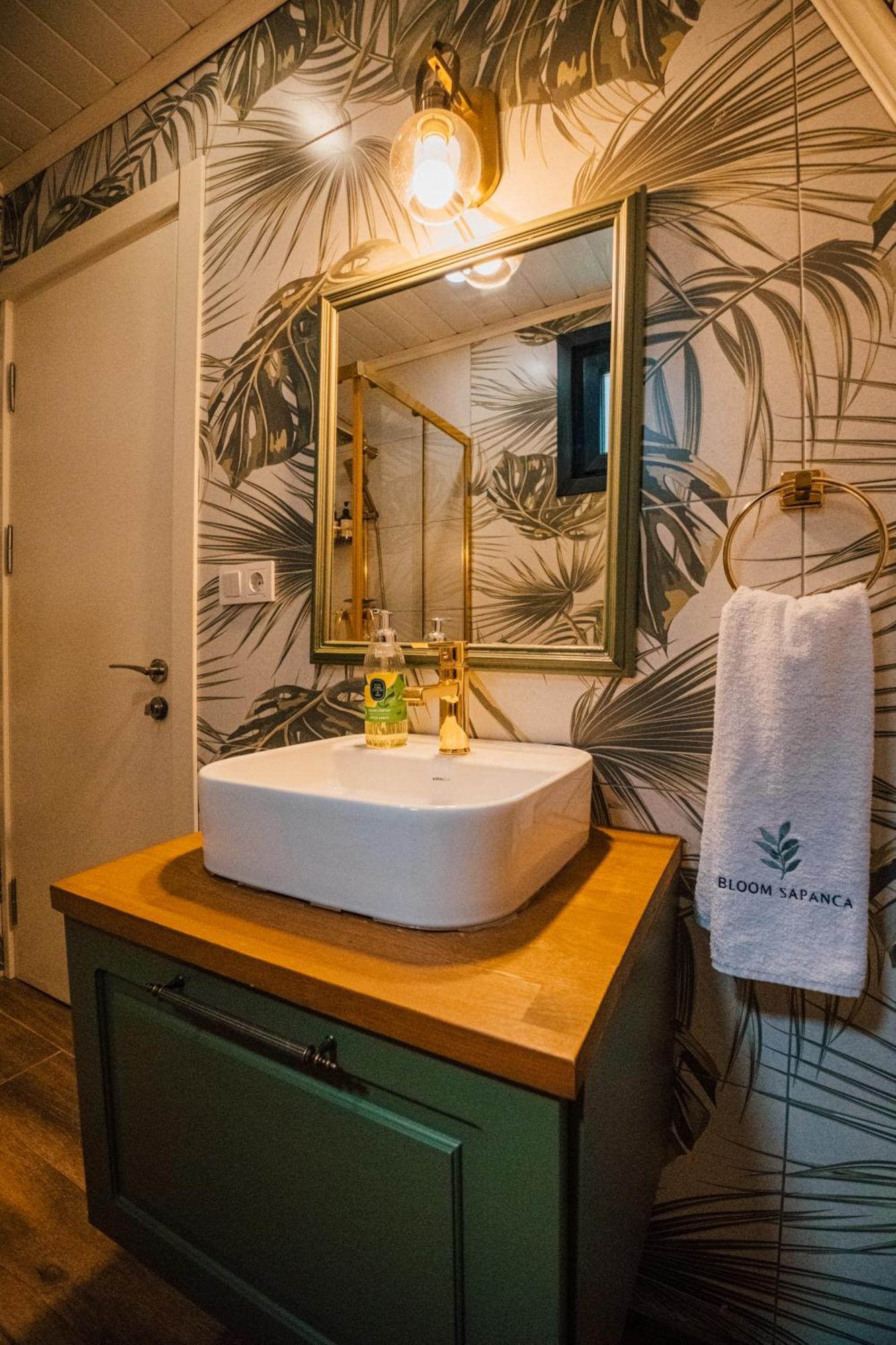 Bloom Sapanca - Palm Bungalov Villa ภายนอก รูปภาพ